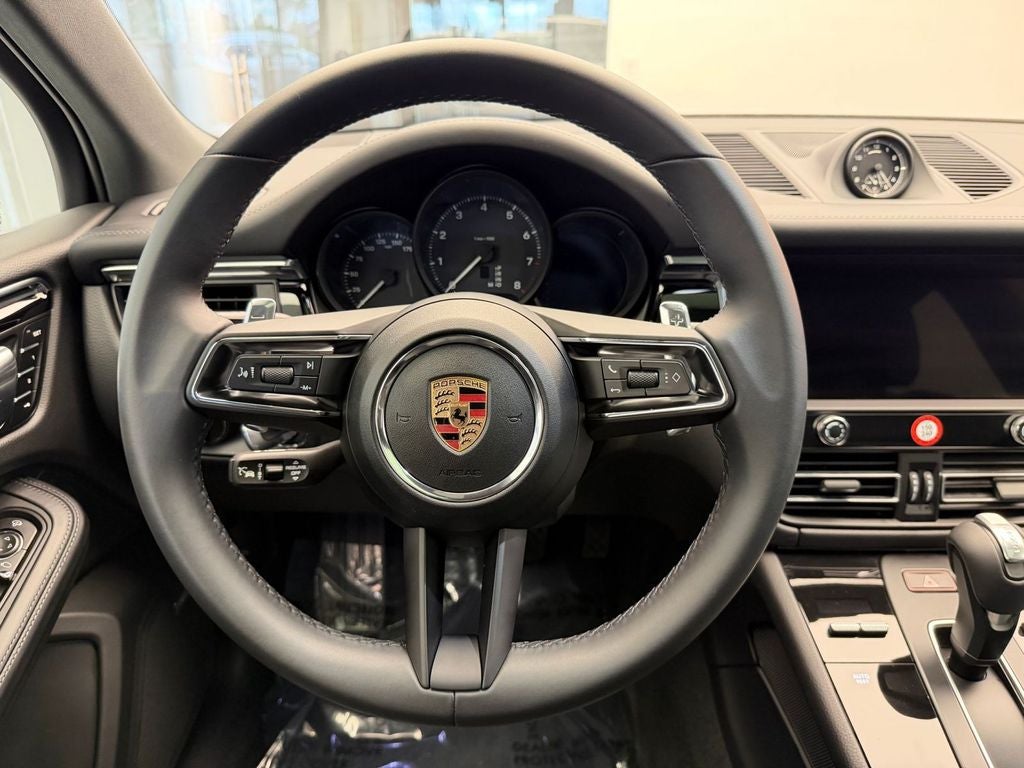 2026 Porsche Macan AWD
