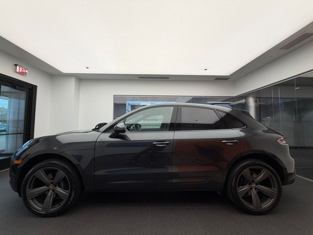 2026 Porsche Macan AWD