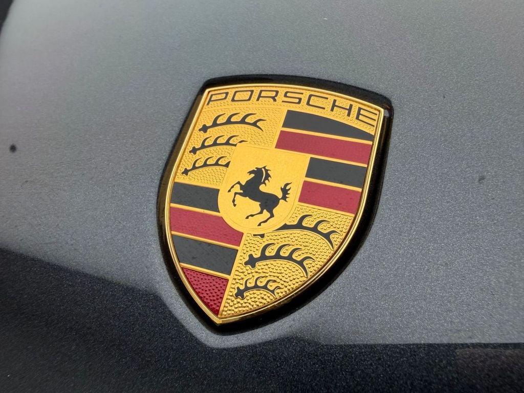 2026 Porsche Macan AWD