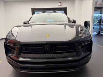 2026 Porsche Macan AWD