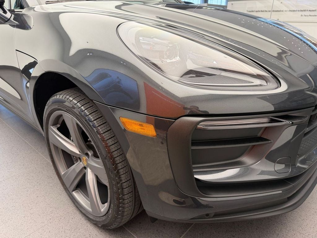 2026 Porsche Macan AWD