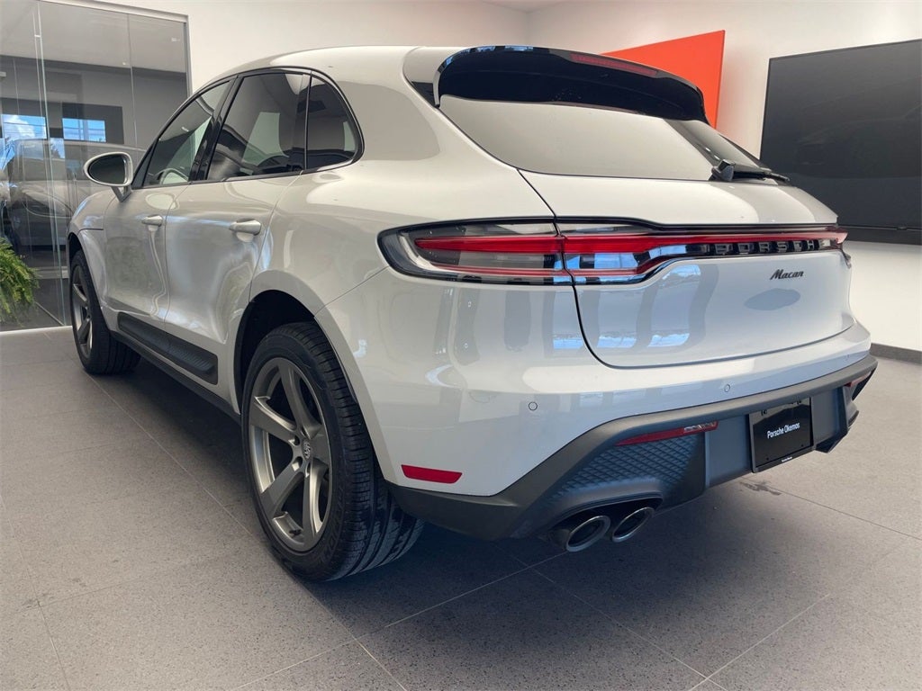 2025 Porsche Macan AWD