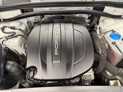 2018 Porsche Macan AWD