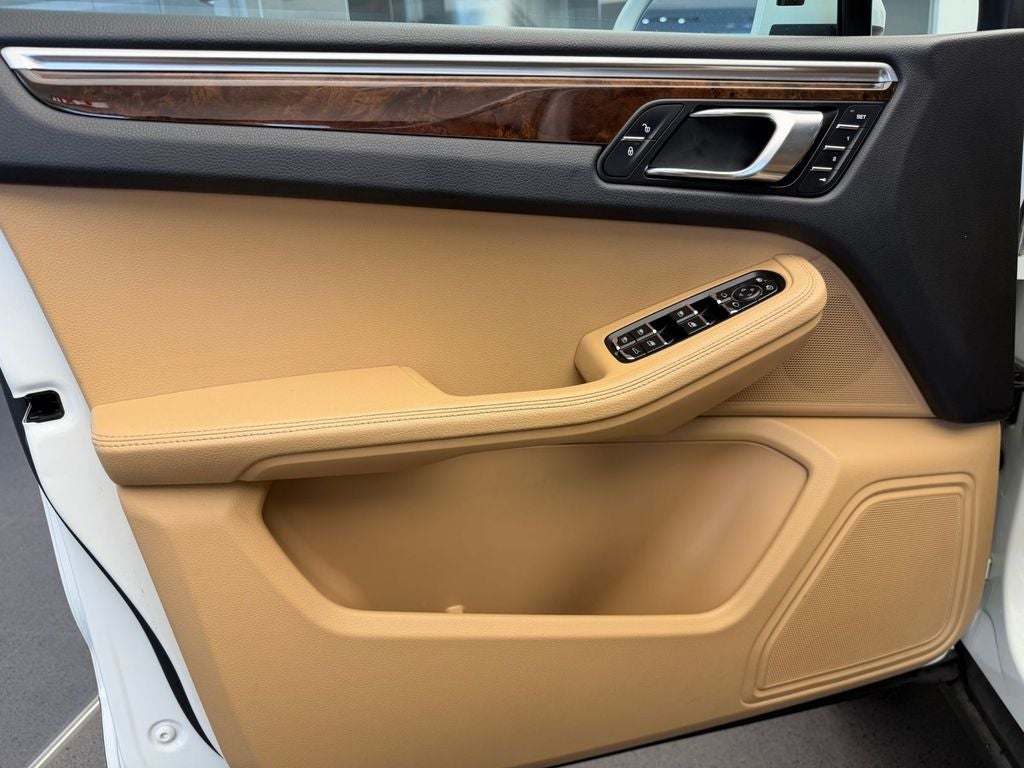 2018 Porsche Macan AWD