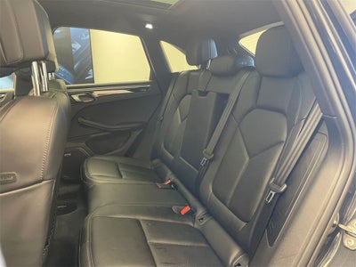 2025 Porsche Macan AWD