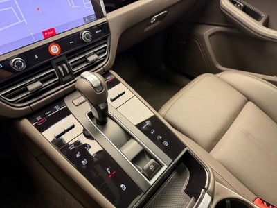 2026 Porsche Macan T