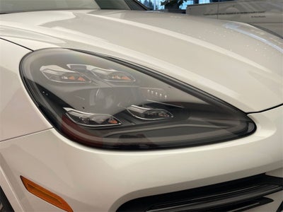 2022 Porsche Cayenne Platinum Edition