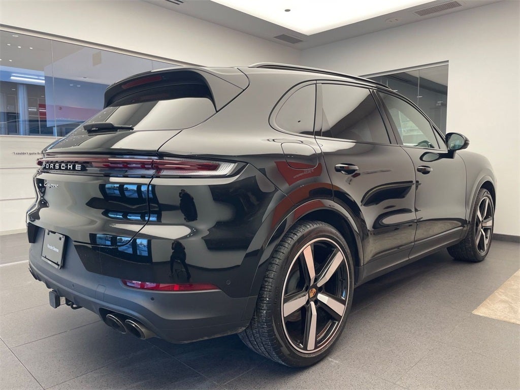 2025 Porsche Cayenne AWD