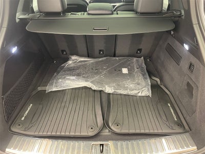 2025 Porsche Cayenne AWD