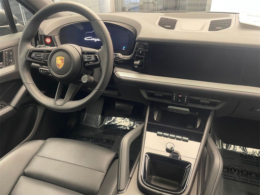 2025 Porsche Cayenne AWD