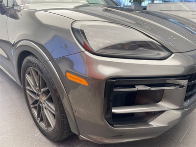 2025 Porsche Cayenne AWD