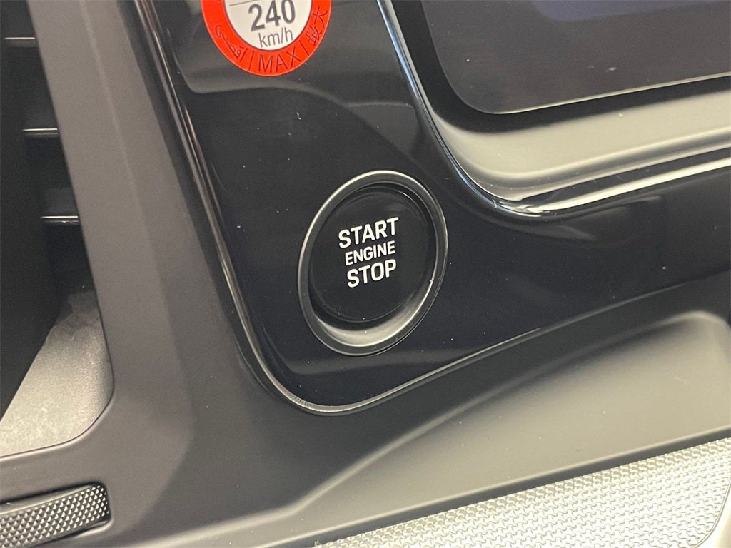 2025 Porsche Cayenne AWD