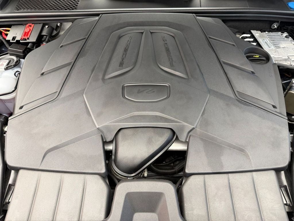2024 Porsche Cayenne AWD