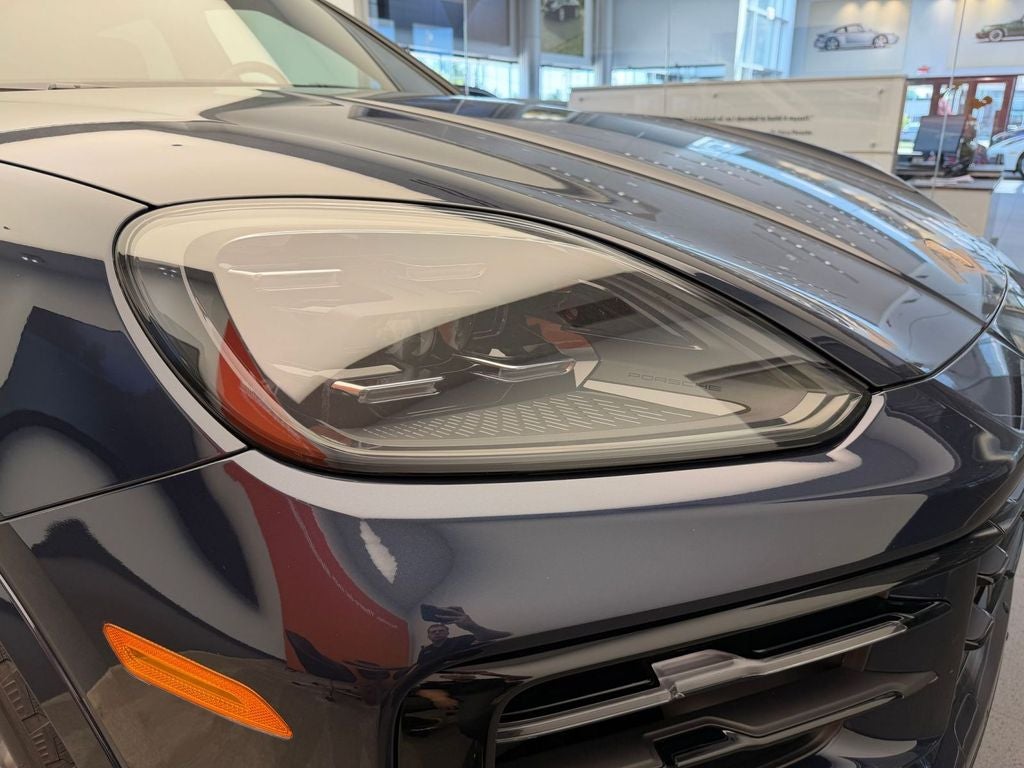 2024 Porsche Cayenne AWD