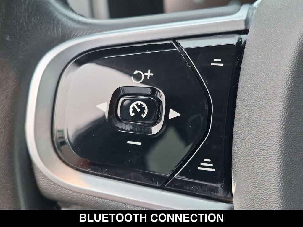 2020 Volvo XC90 T5 Momentum