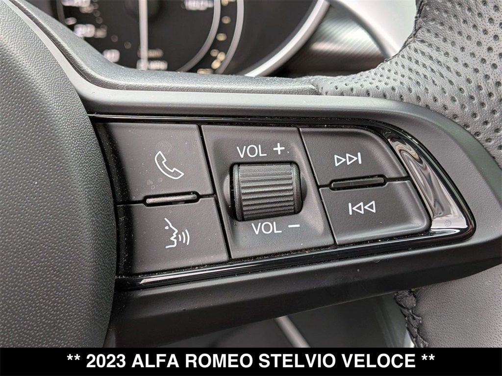 2023 Alfa Romeo Stelvio Veloce