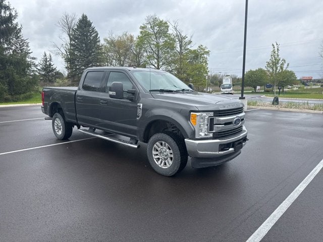 2017 Ford Super Duty F-250 Pickup XLT