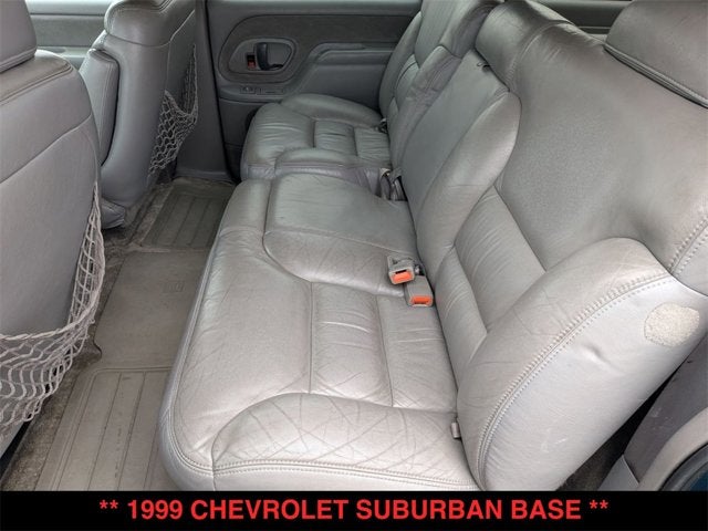 1999 Chevrolet Suburban Base