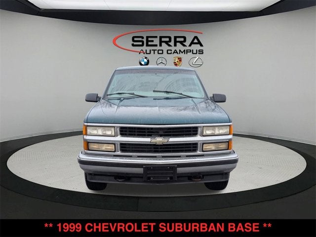 1999 Chevrolet Suburban Base