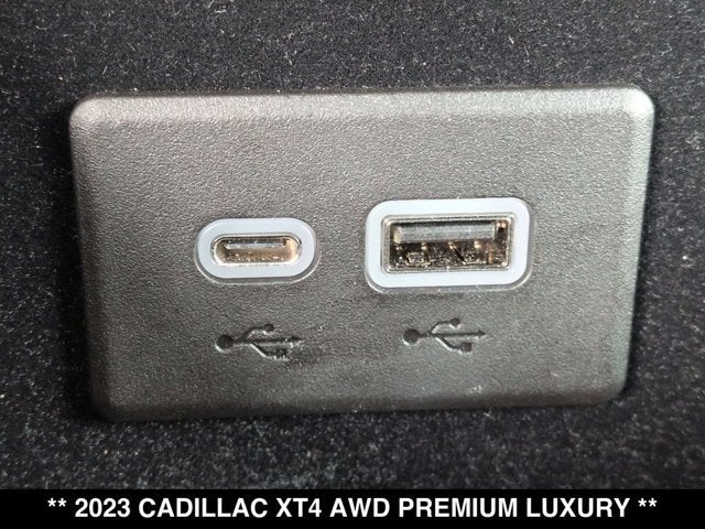 2023 Cadillac XT4 AWD Premium Luxury