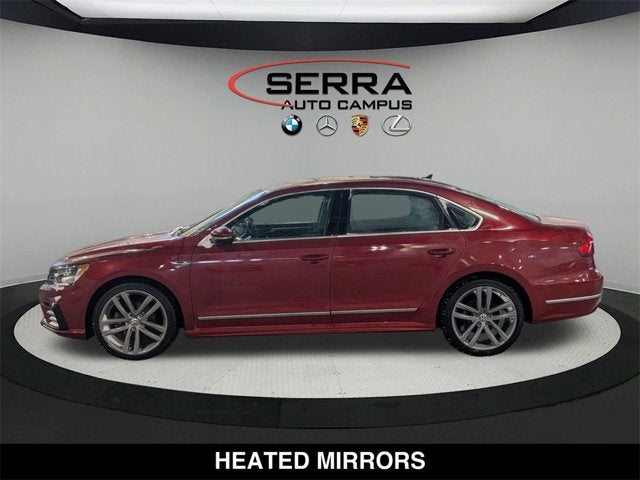 2017 Volkswagen Passat R-Line w/Comfort Pkg