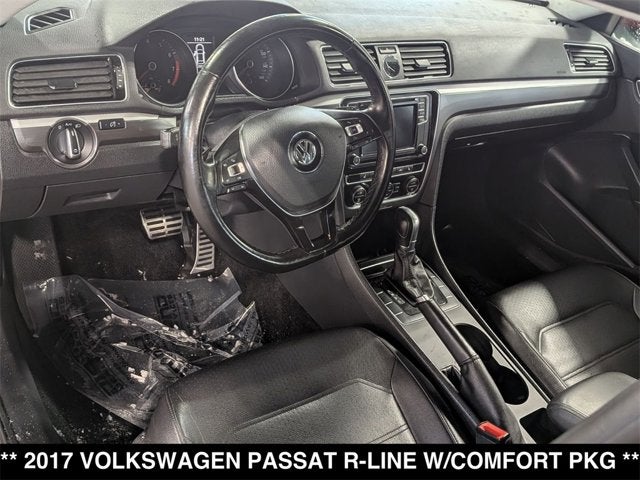 2017 Volkswagen Passat R-Line w/Comfort Pkg