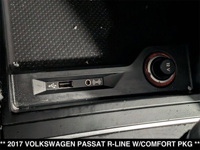 2017 Volkswagen Passat R-Line w/Comfort Pkg