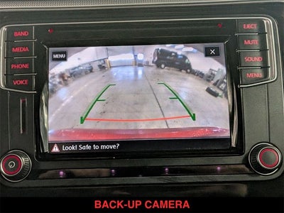 2017 Volkswagen Passat R-Line w/Comfort Pkg