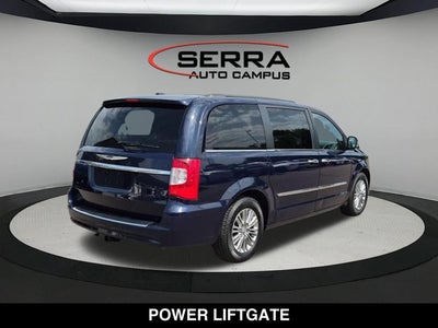 2016 Chrysler Town & Country Touring-L Anniversary Edition