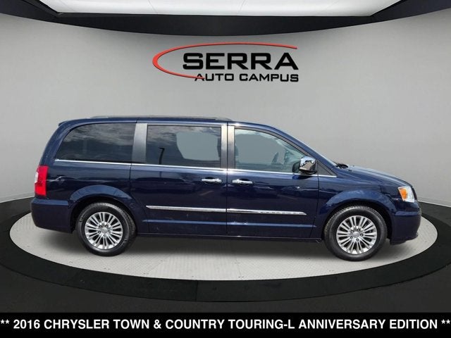 2016 Chrysler Town & Country Touring-L Anniversary Edition