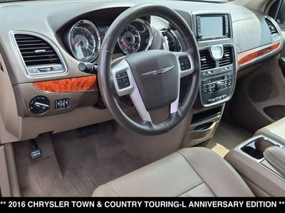 2016 Chrysler Town & Country Touring-L Anniversary Edition