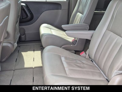 2016 Chrysler Town & Country Touring-L Anniversary Edition