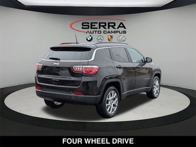 2022 Jeep Compass Latitude Lux