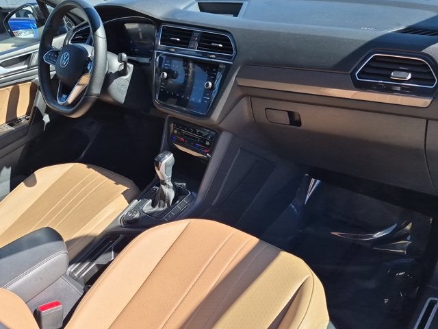 2024 Volkswagen Tiguan SE R-Line Black