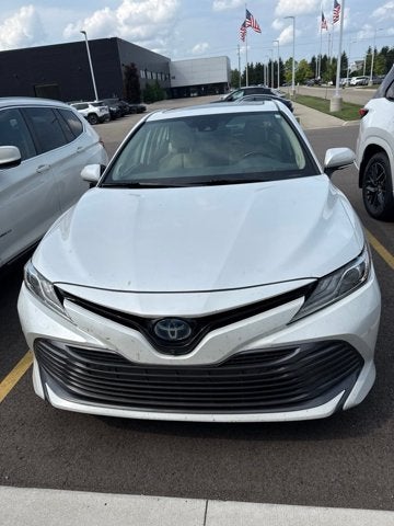 2019 Toyota Camry Hybrid XLE