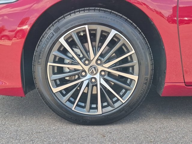 2025 Lexus ES 300h ES 300h
