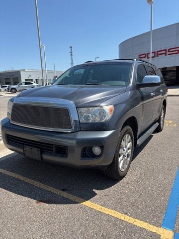 2013 Toyota Sequoia 5.7 Auto 4WD Platinum's photo