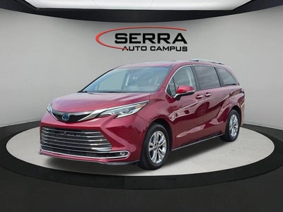2022 Toyota Sienna Platinum