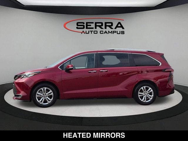 2022 Toyota Sienna Platinum