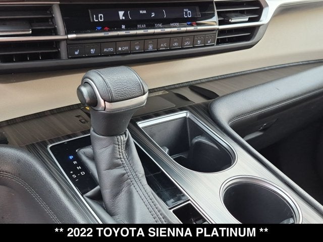 2022 Toyota Sienna Platinum