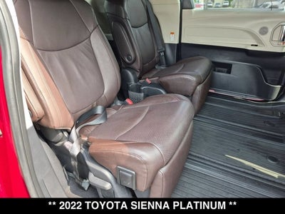 2022 Toyota Sienna Platinum