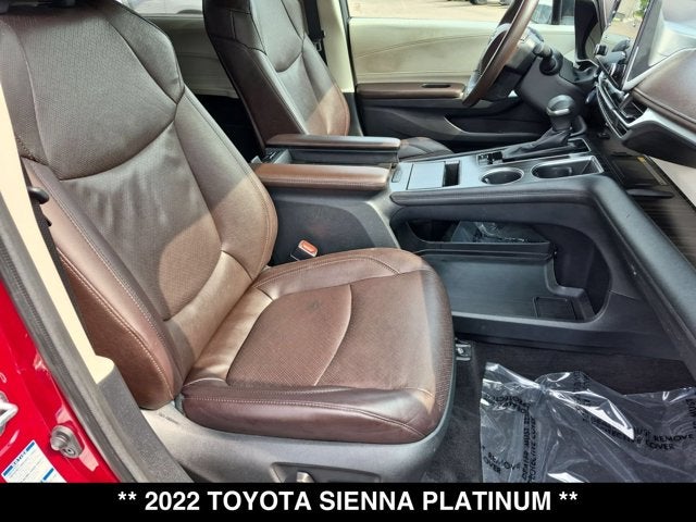 2022 Toyota Sienna Platinum