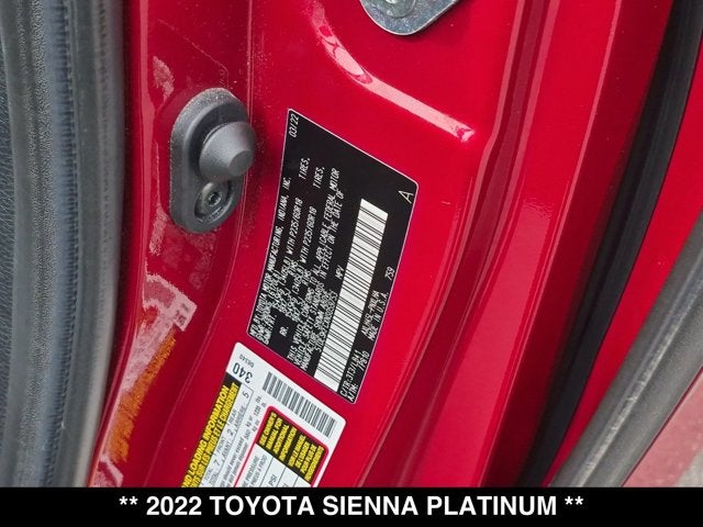 2022 Toyota Sienna Platinum