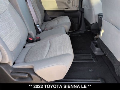 2022 Toyota Sienna LE