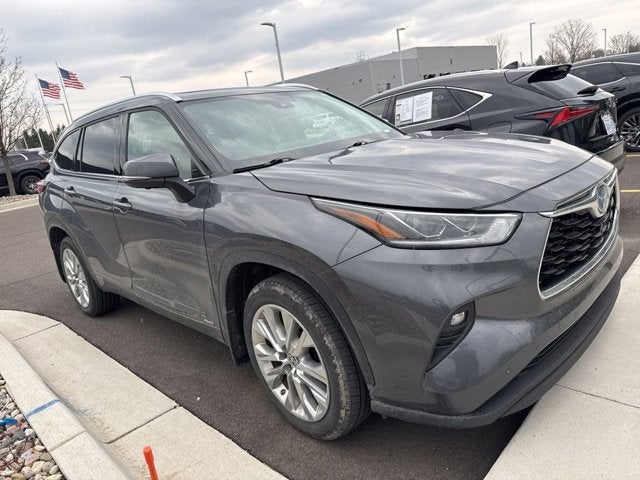 2023 Toyota Highlander Hybrid Limited