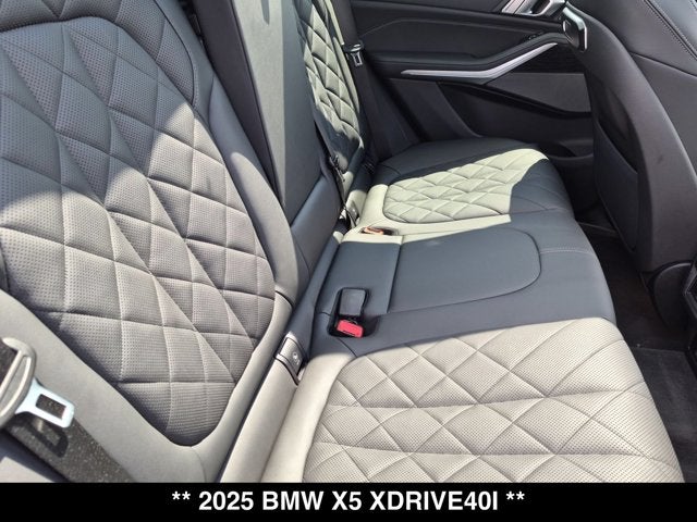 2025 BMW X5 xDrive40i