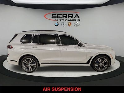 2023 BMW X7 M60i