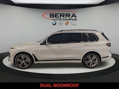 2023 BMW X7 M60i