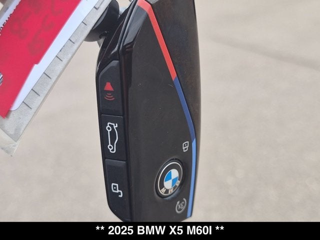 2025 BMW X5 M60i