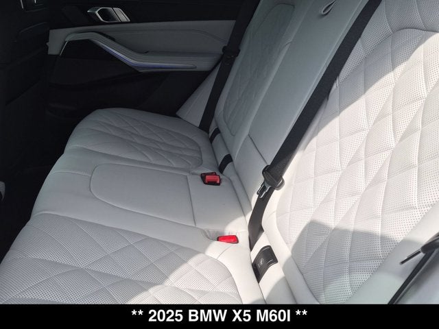 2025 BMW X5 M60i